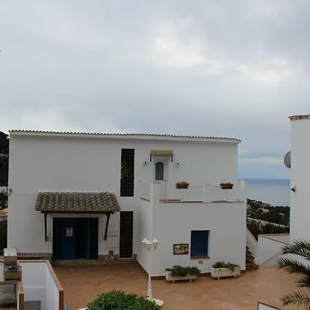 Апартаменты Lloret *